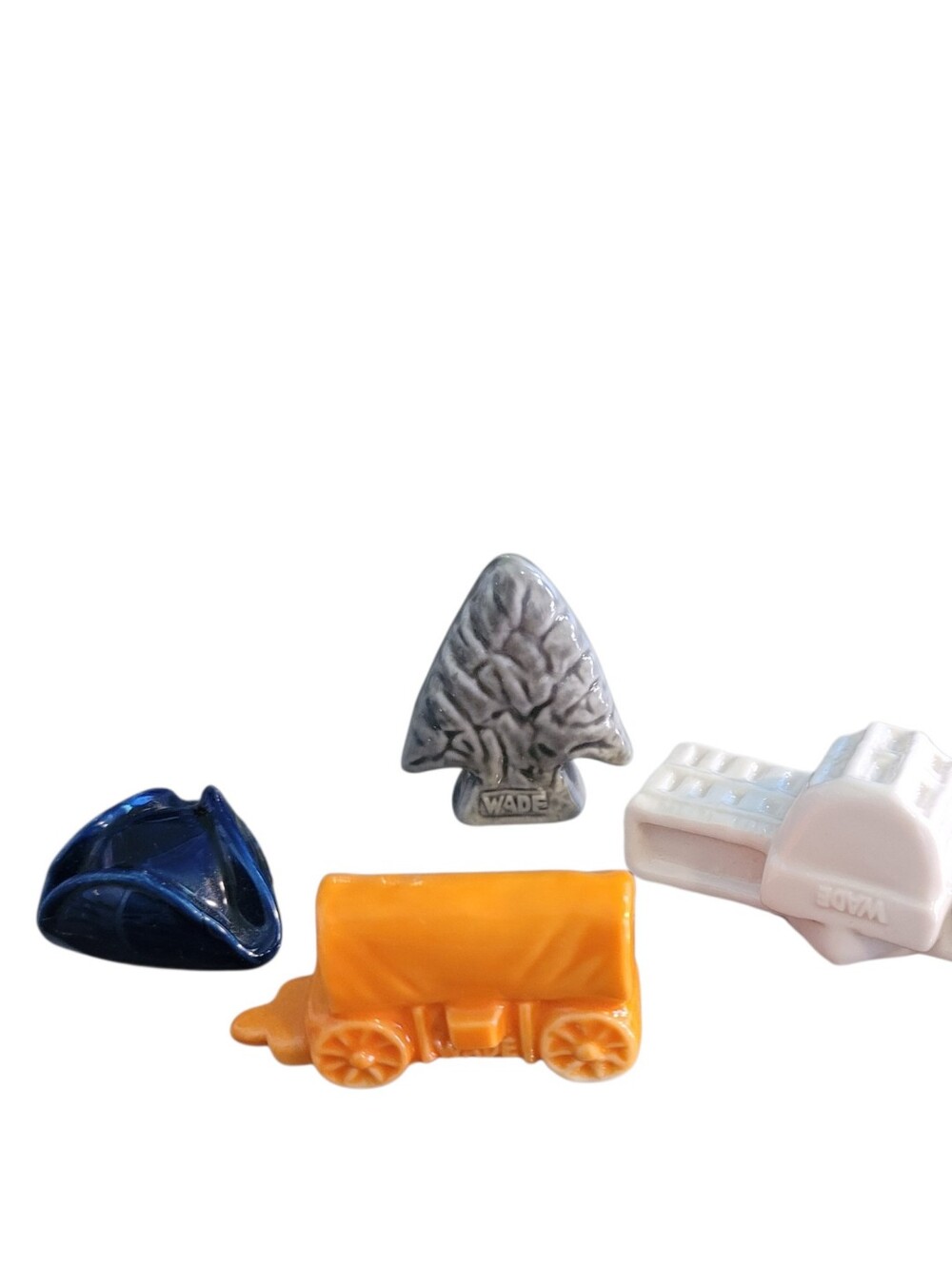 4 Wade Whimsies from the American Heritage series  - Y45